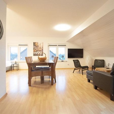 Raj Living - 1 , 3 And 4 Room Apartments - 20 Min Messe Dus & Airport Dus Meerbusch Buitenkant foto