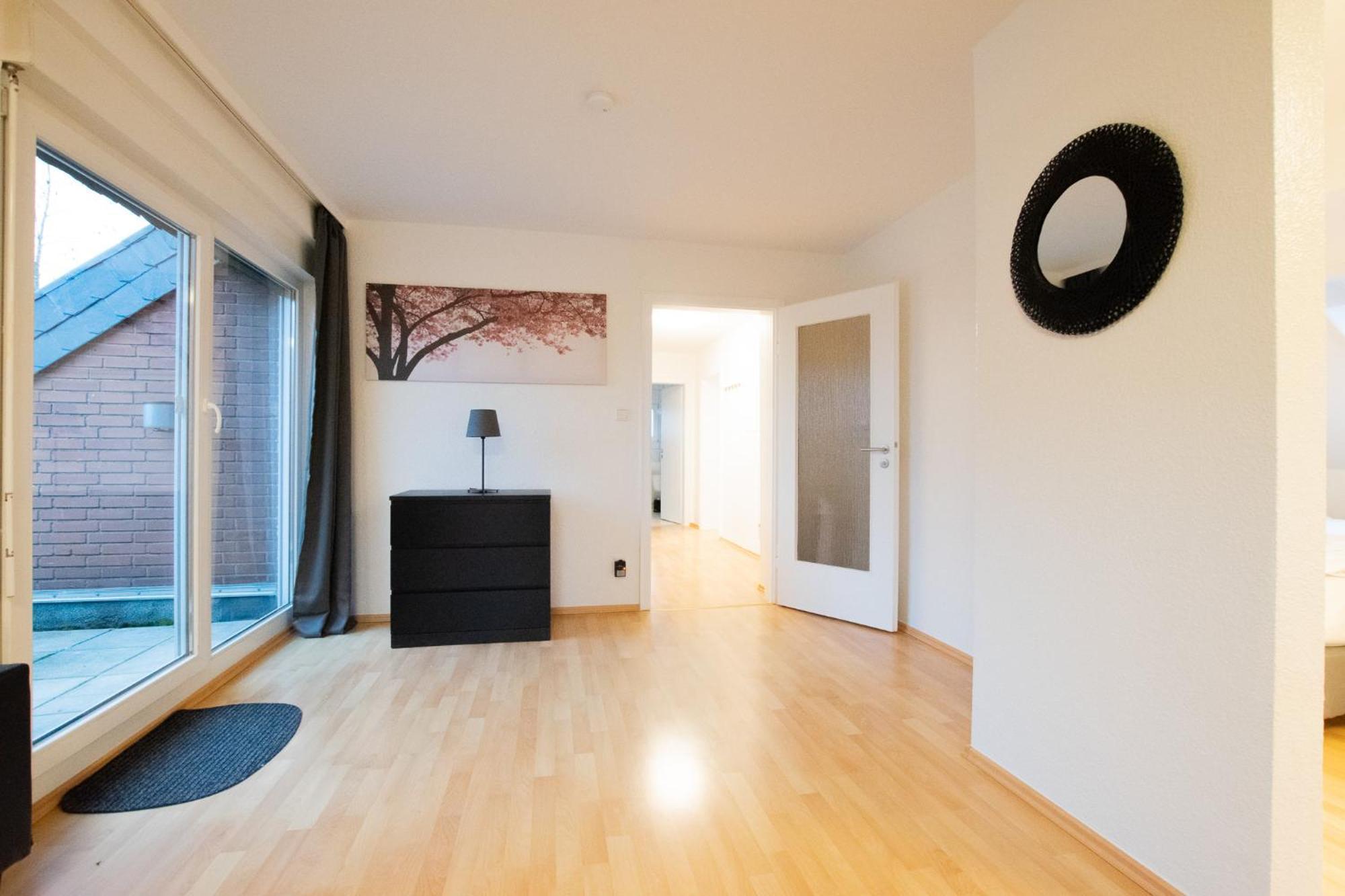 Raj Living - 1 , 3 And 4 Room Apartments - 20 Min Messe Dus & Airport Dus Meerbusch Buitenkant foto