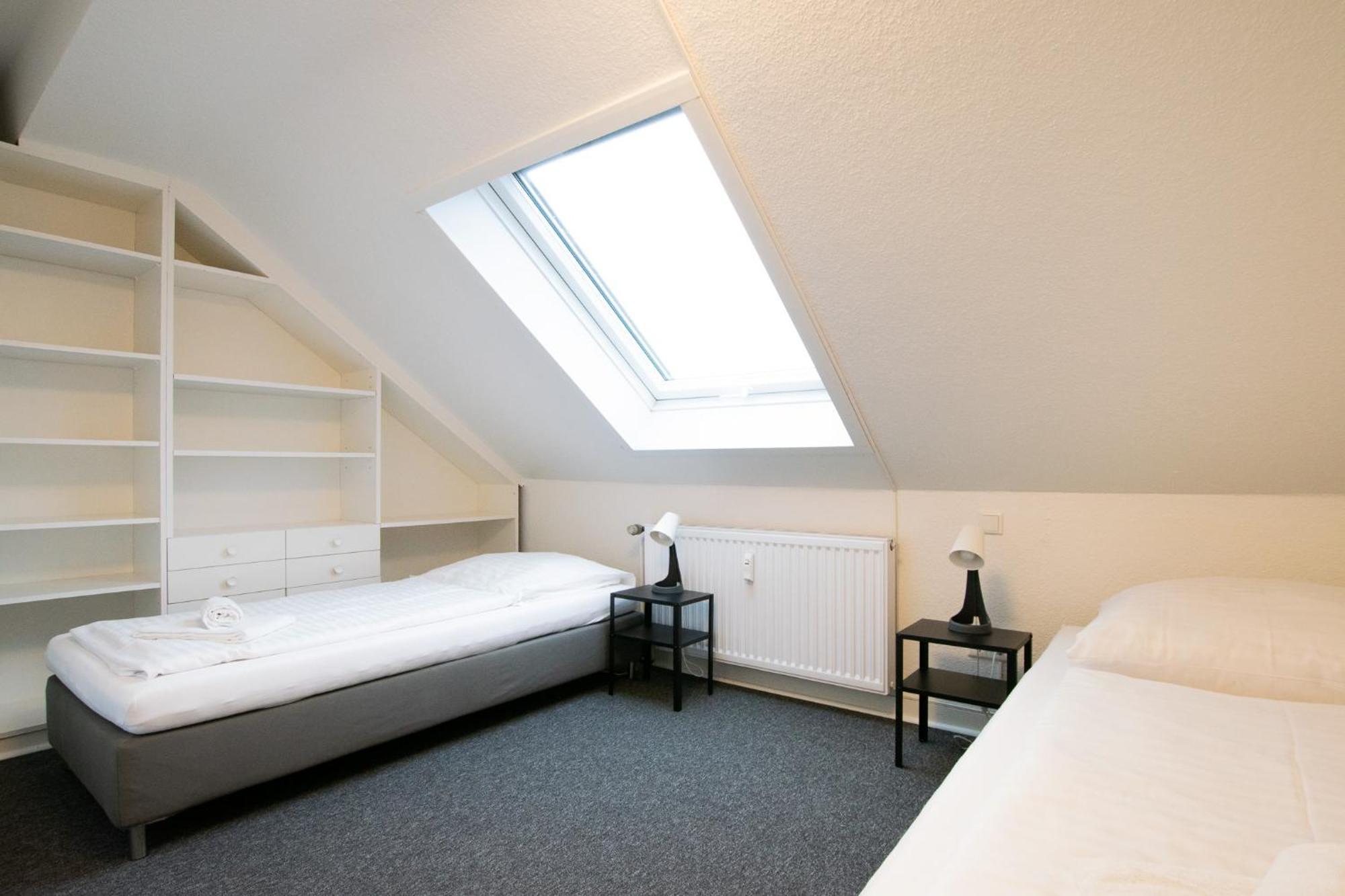 Raj Living - 1 , 3 And 4 Room Apartments - 20 Min Messe Dus & Airport Dus Meerbusch Buitenkant foto